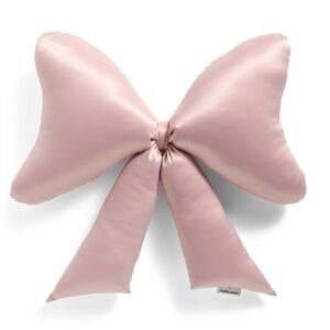 🎀NWT~TRULY LOU Pink Bow Accent Pillow